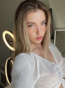 Фото проститутки Аня без предоплаты №2 в городе Щёкино